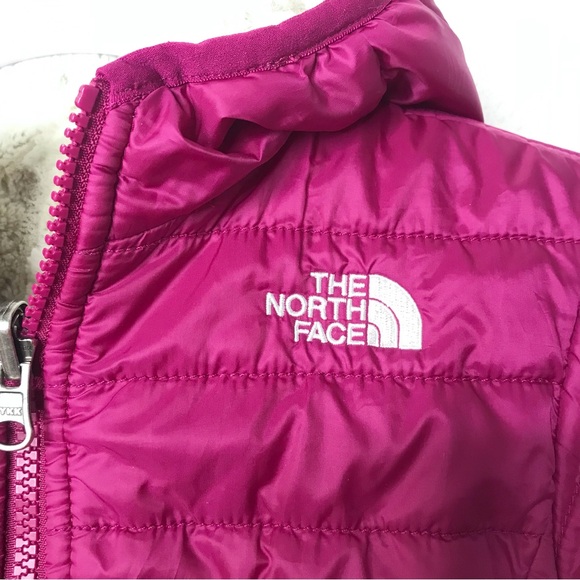 THE NORTH FACE Mossbud Swirl Reversible Hooded Puffer Jacket Dark Pink - Picture 6 of 15